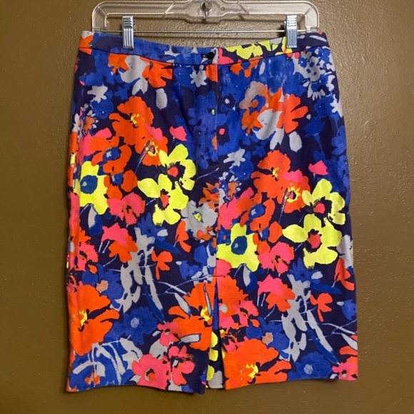 Loft A-line skirt 10p bright florals - Picture 2 of 3